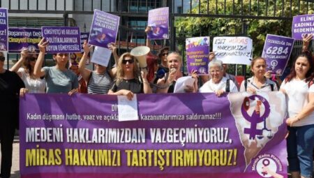 Mersin Kadın Platformu “Haklarımızdan vazgeçmiyoruz” – Mersin Halk Haber