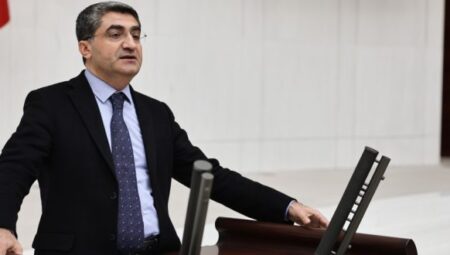 EKMEN “TOPLUM RUHSAL KRİZDE” – Mersin Halk Haber