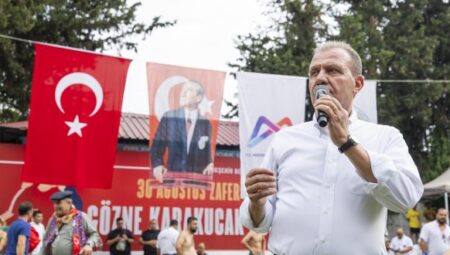 BAŞKAN SEÇER, 30 AĞUSTOS KAPSAMINDA DÜZENLENEN ‘GÖZNE KARAKUCAK GÜREŞLERİ’Nİ İZLEDİ – Mersin Halk Haber