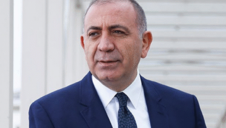 Gürsel Tekin üyelik aidatını karardan bir gün önce ödedi – Mersin Halk Haber