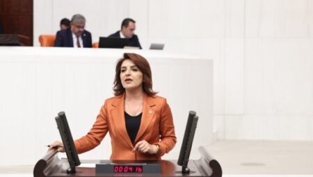 GÜLCAN KIŞ “VATANDAŞ KİRAYA ÇALIŞIYOR, ENFLASYON MASALIYLA GERÇEKLER GİZLENEMEZ” – Mersin Halk Haber