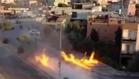 Tarsus’ta Doğalgaz borusu patladı Mersin Büyükşehir İtfaiyesinin Hızlı Müdahalesi Faciayı Önledi – Mersin Halk Haber