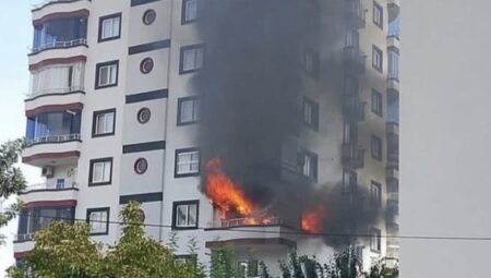 Alevler daireyi sardı – Mersin Halk Haber