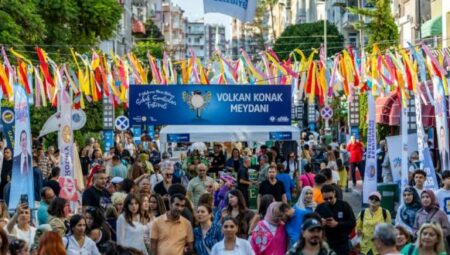 Kushimoto Sokak Sanatçıları Festivali bu yıl da on binlerce kişiyi ağırladı – Mersin Halk Haber