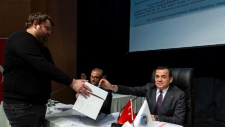 Yenişehir Belediyesinde Yılın İlk Meclis Toplantısı Gerçekleştirildi