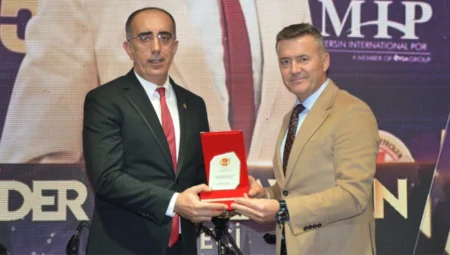 Dijital Gazeteciliğin Cesur Sesi: Mersin Portal’a Anlamlı Ödül